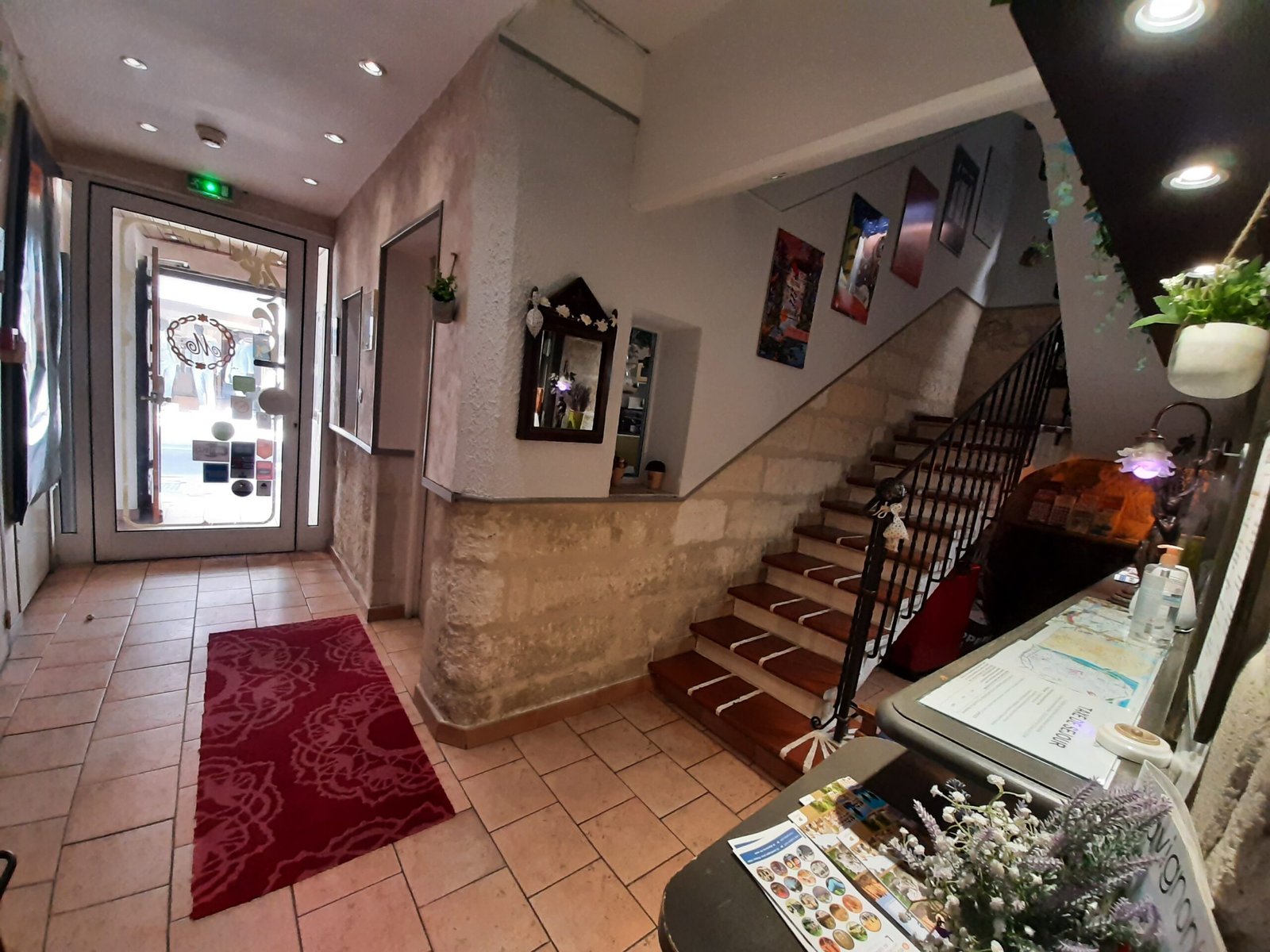 Lobby 002